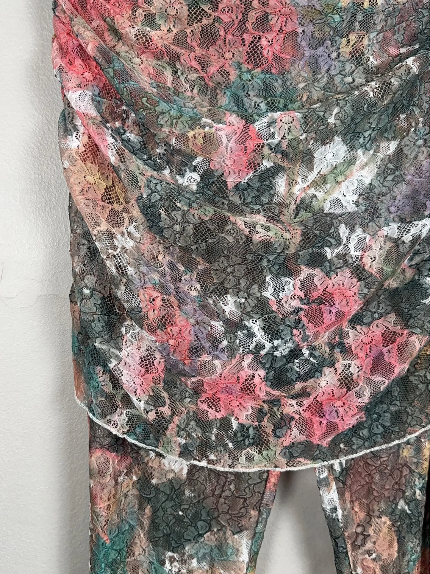 Rave Review-byxor NWT