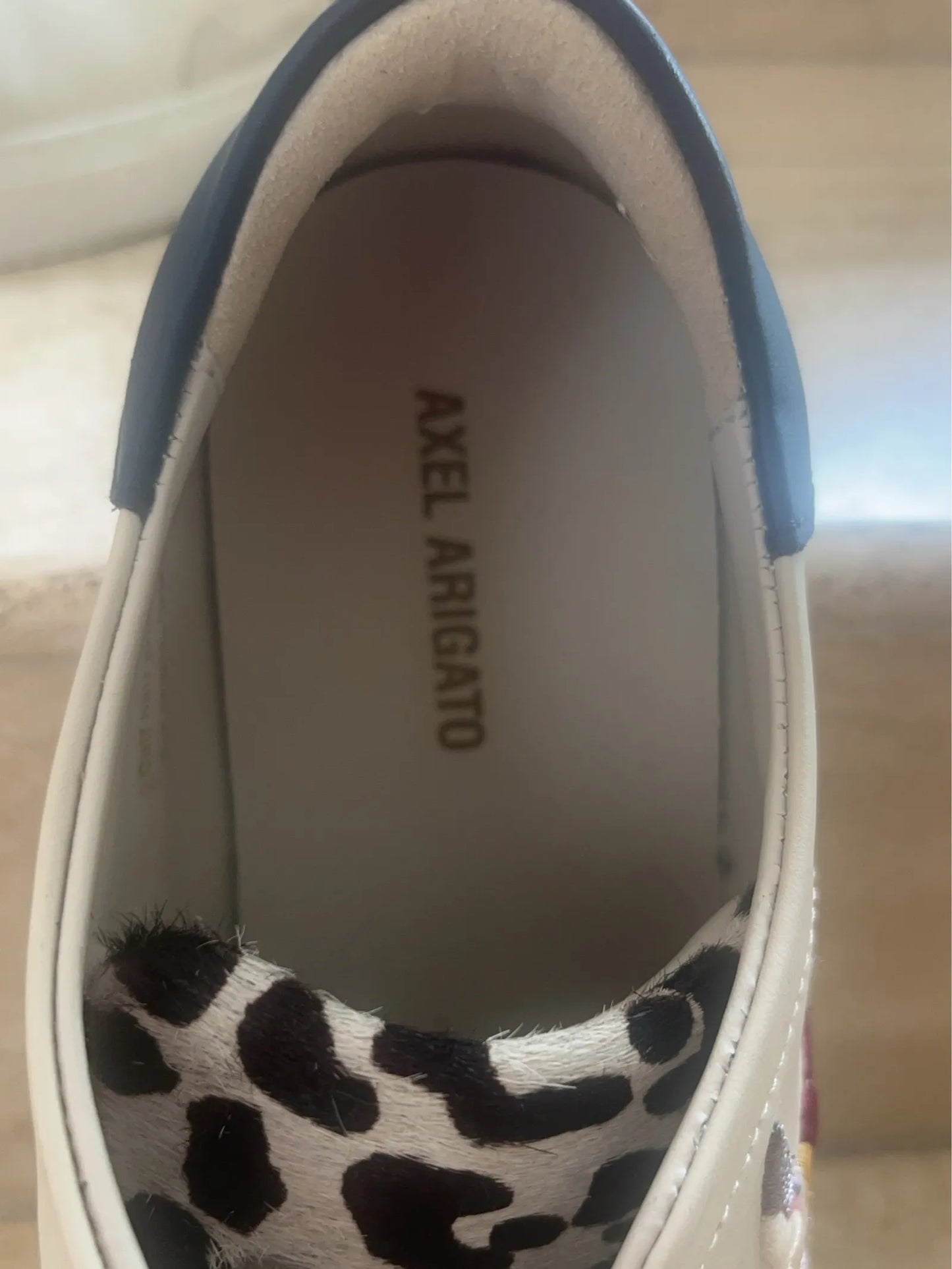 Axel Arigato-skinnsneakers