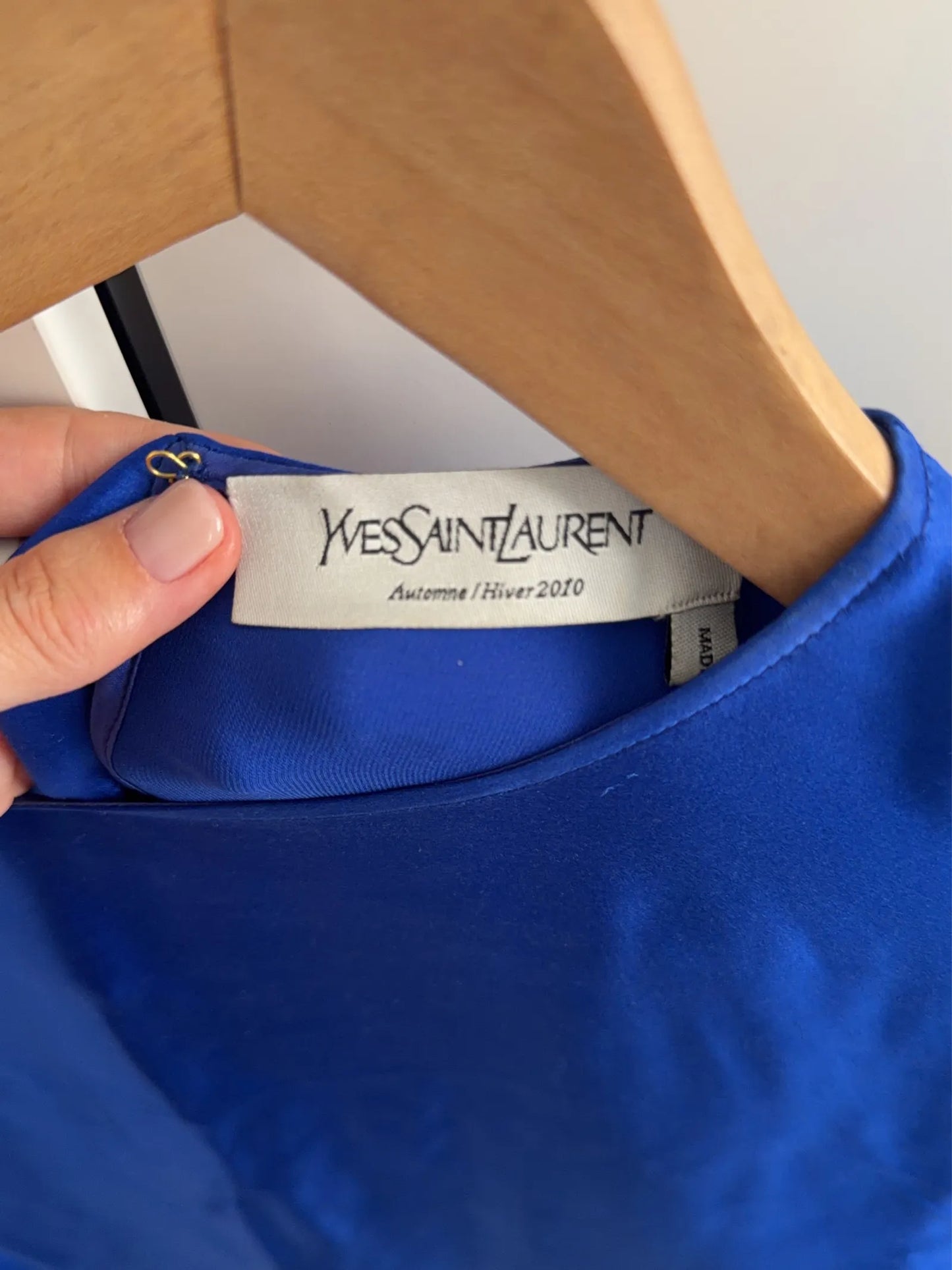 Yves Saint Laurent-sidenklänning