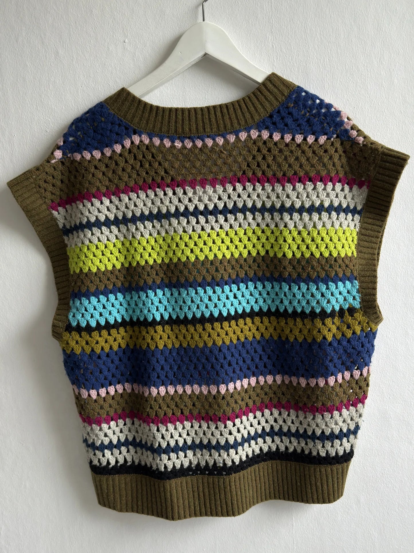 Baum und Pferdgarten Dessin Vest
