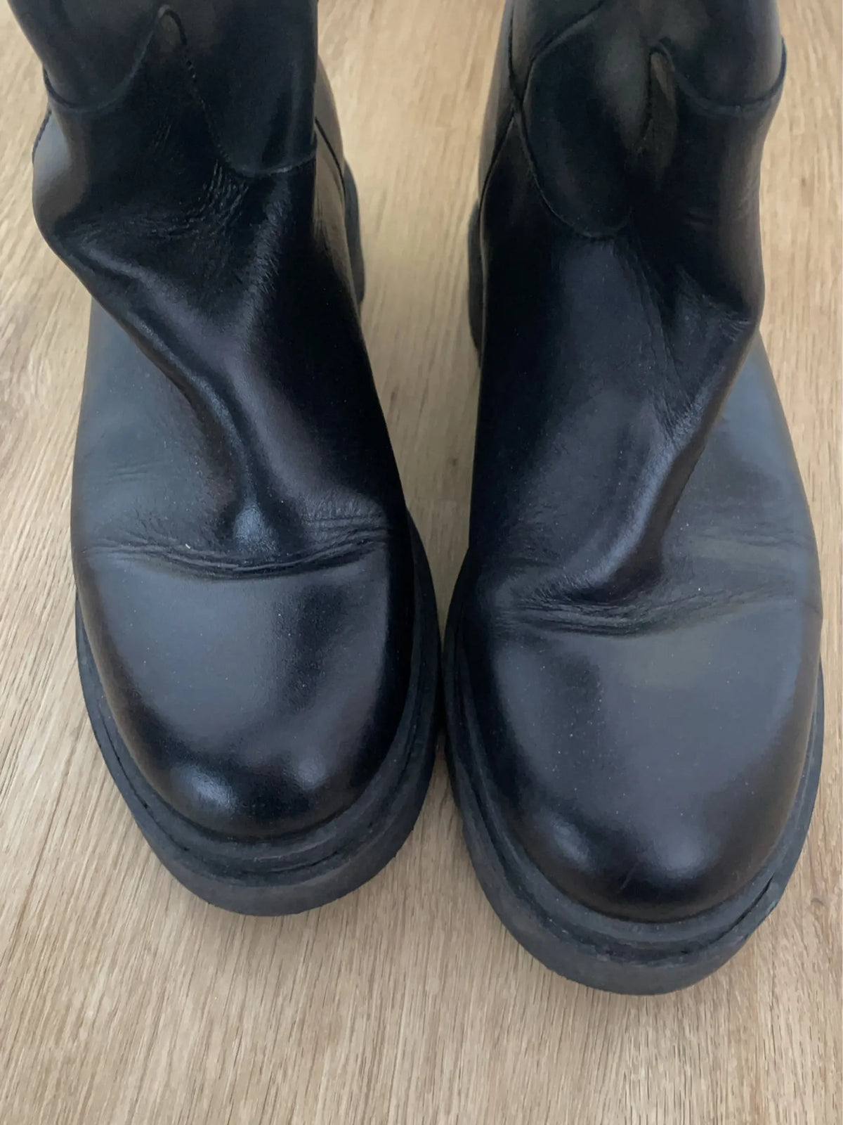 Rodebjer-skinnboots