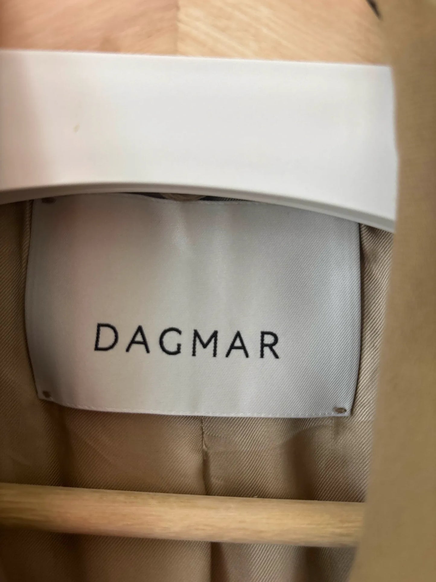 Dagmar Double Breasted Linen-linnekappa