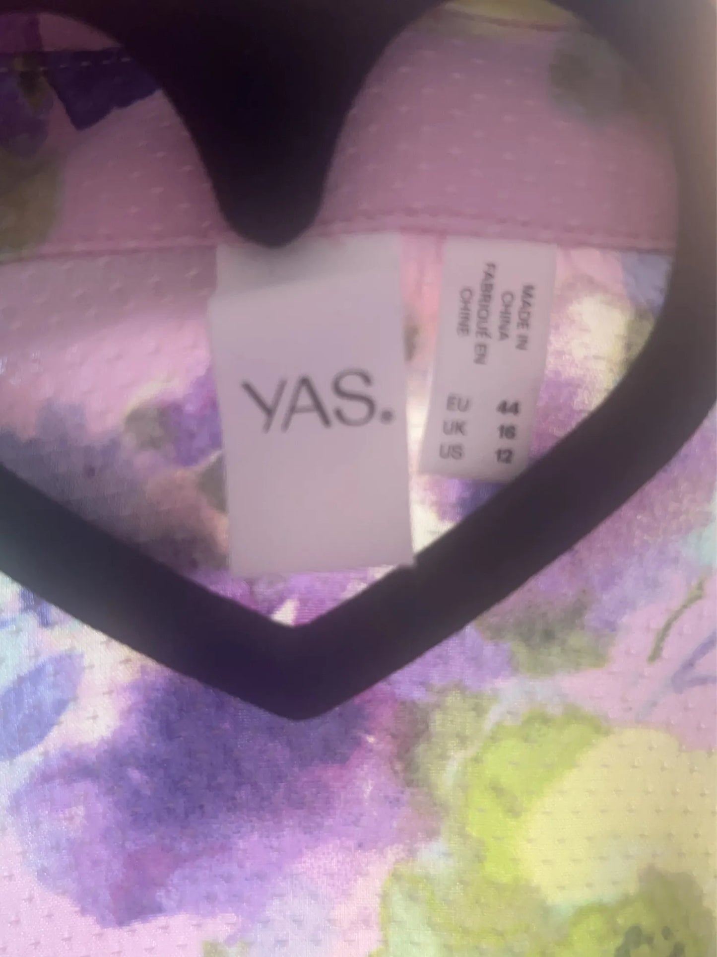 YAS-blus