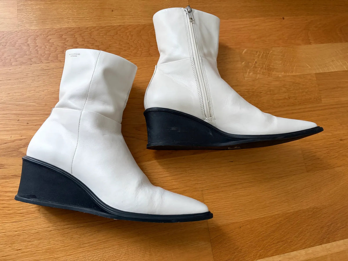 Vagabond Aino-skinnboots