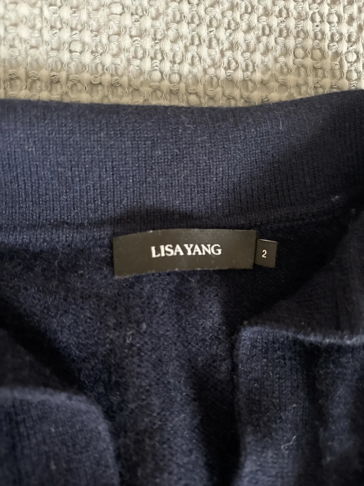 Lisa Yang-kashmirtröja