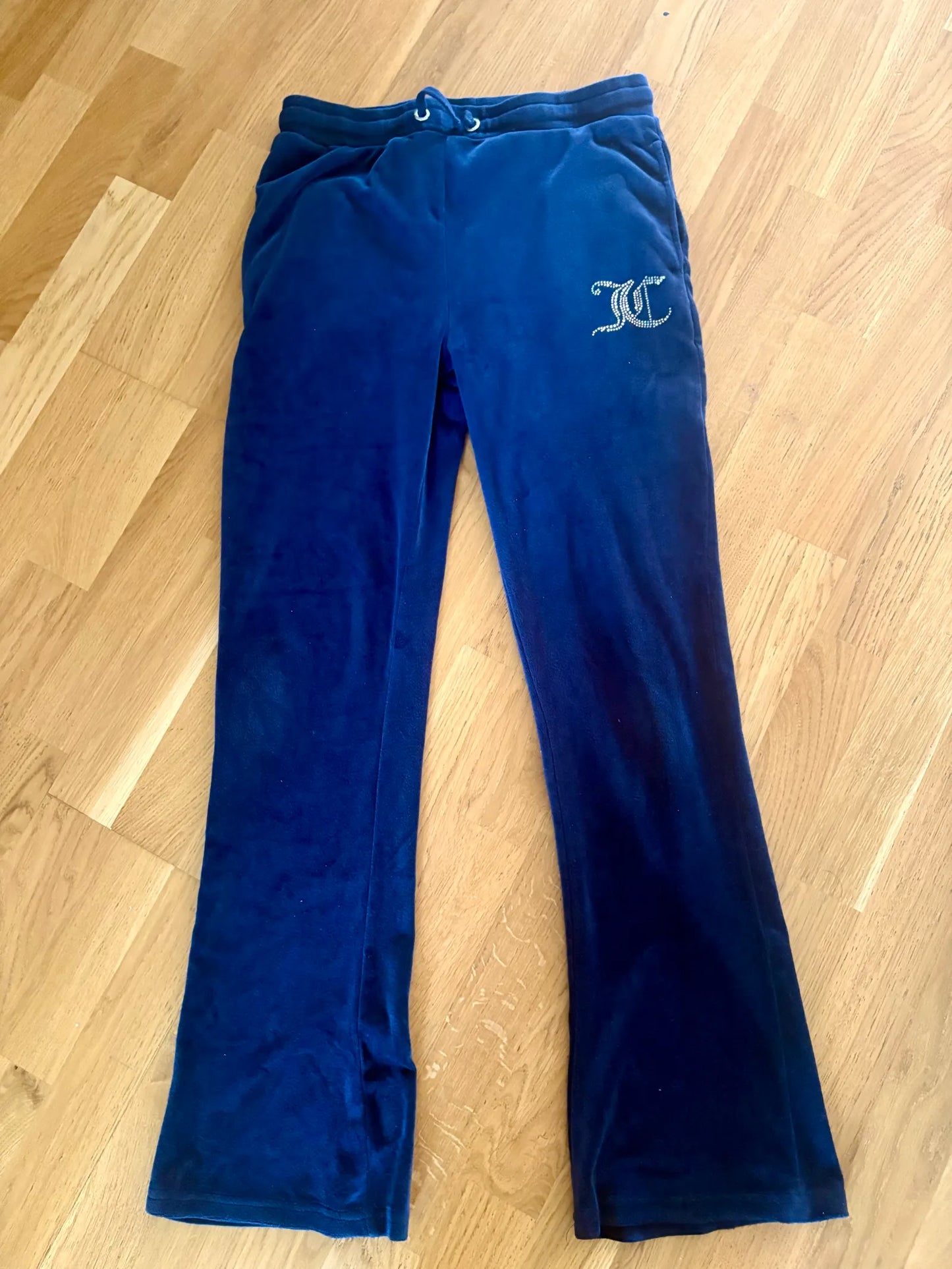 Juicy Couture-mjukisbyxor NWOT