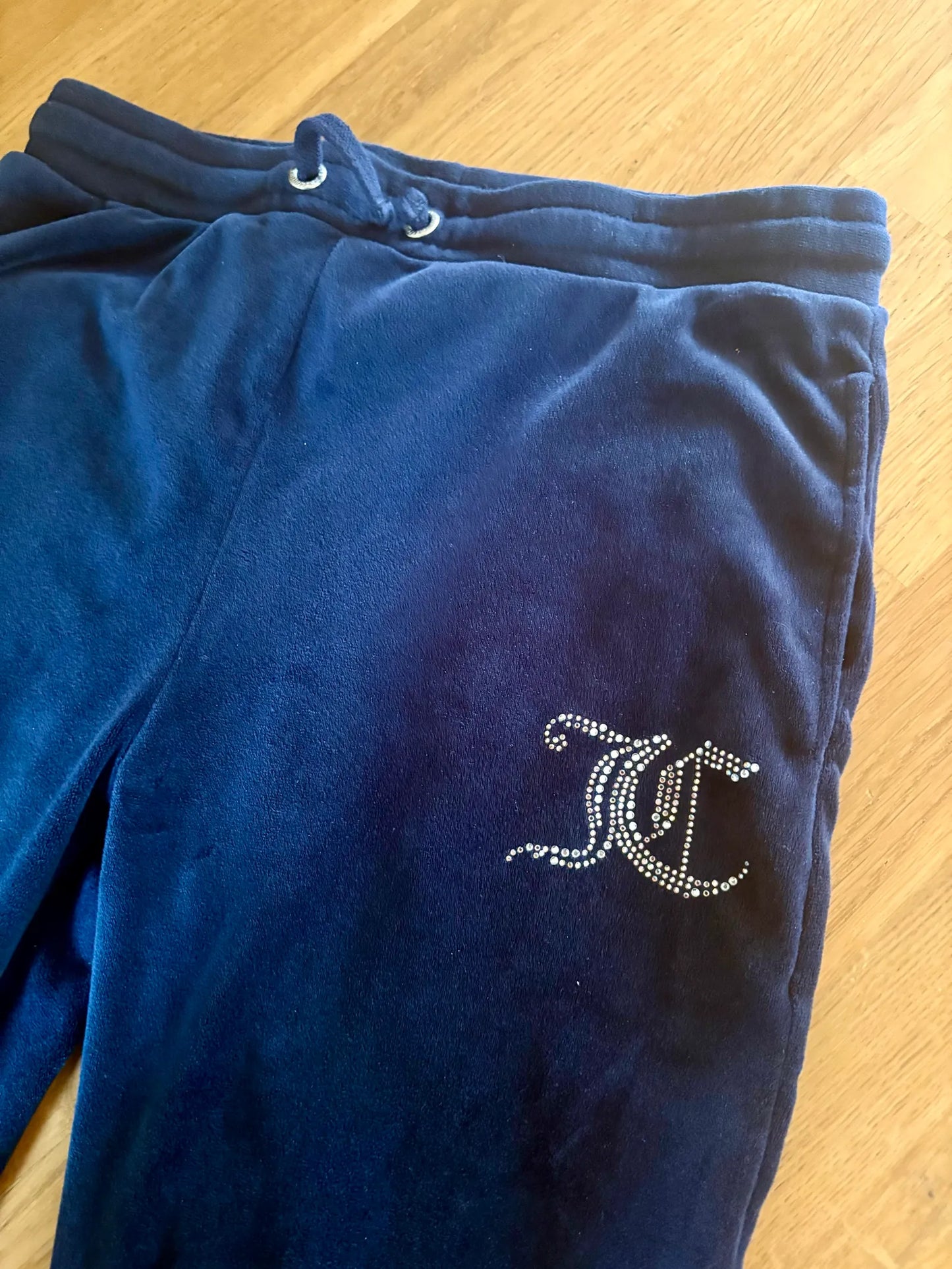 Juicy Couture-mjukisbyxor NWOT