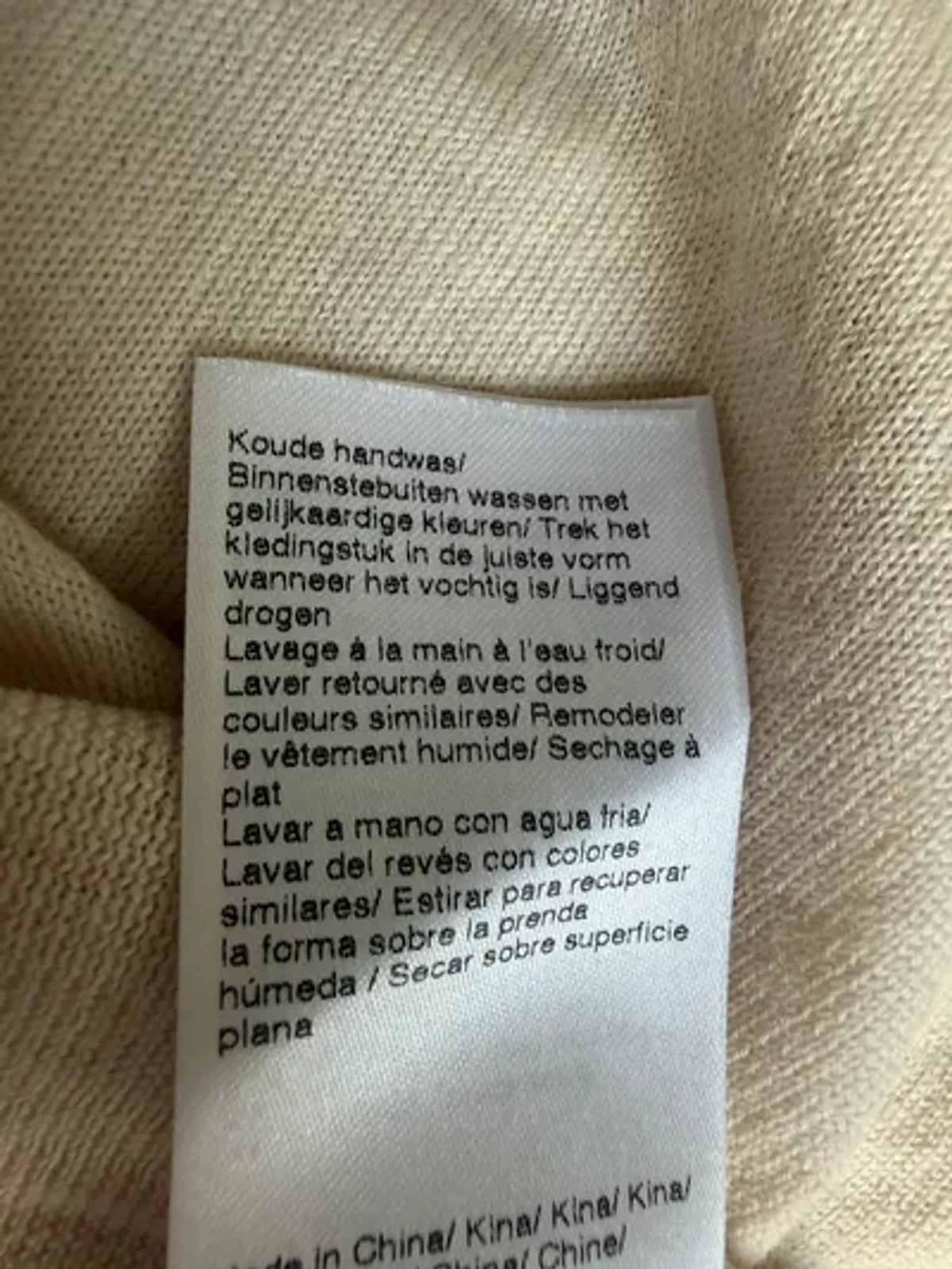 Filippa K-ulltröja