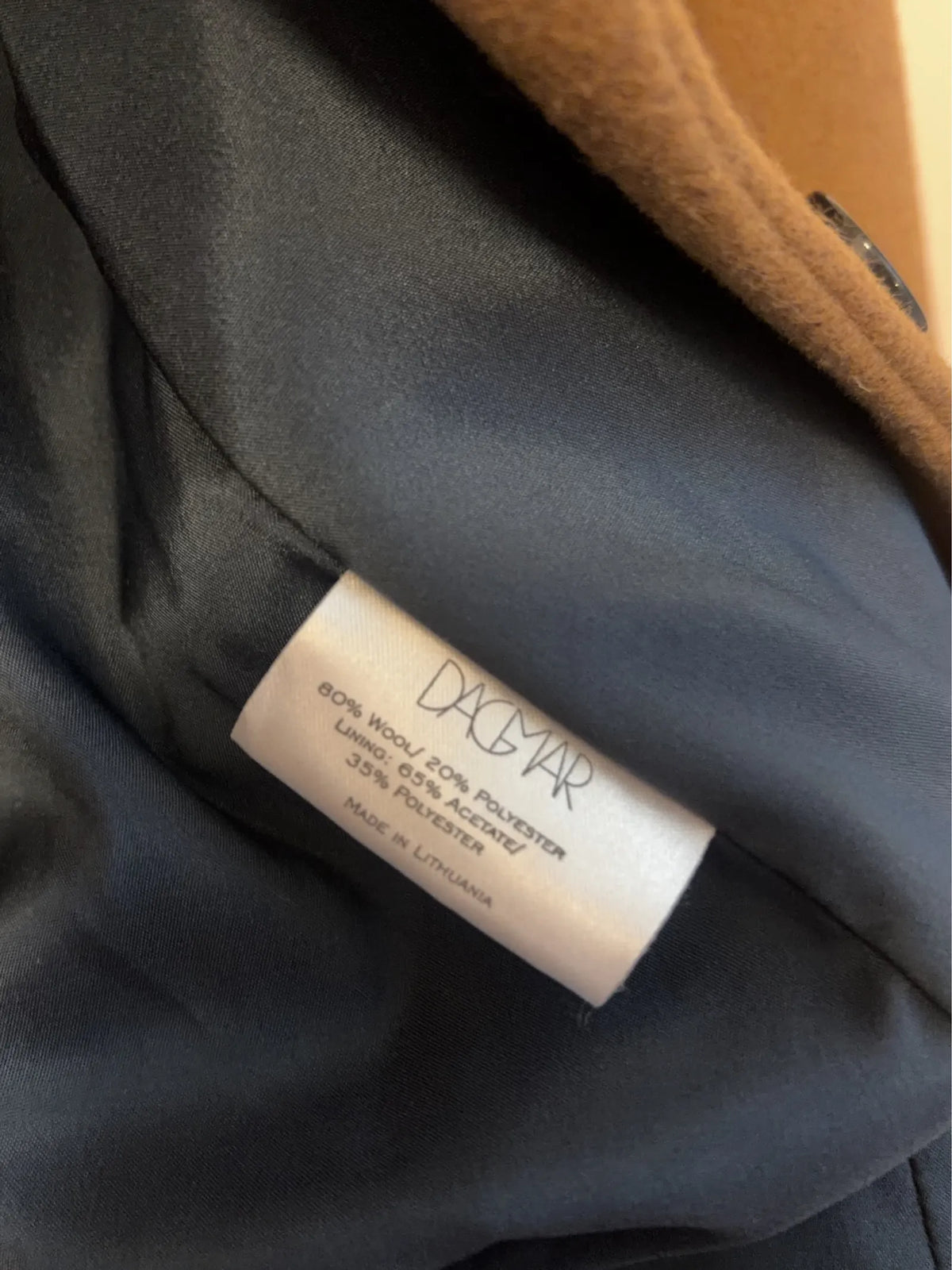 Dagmar Short Curved-ulljacka