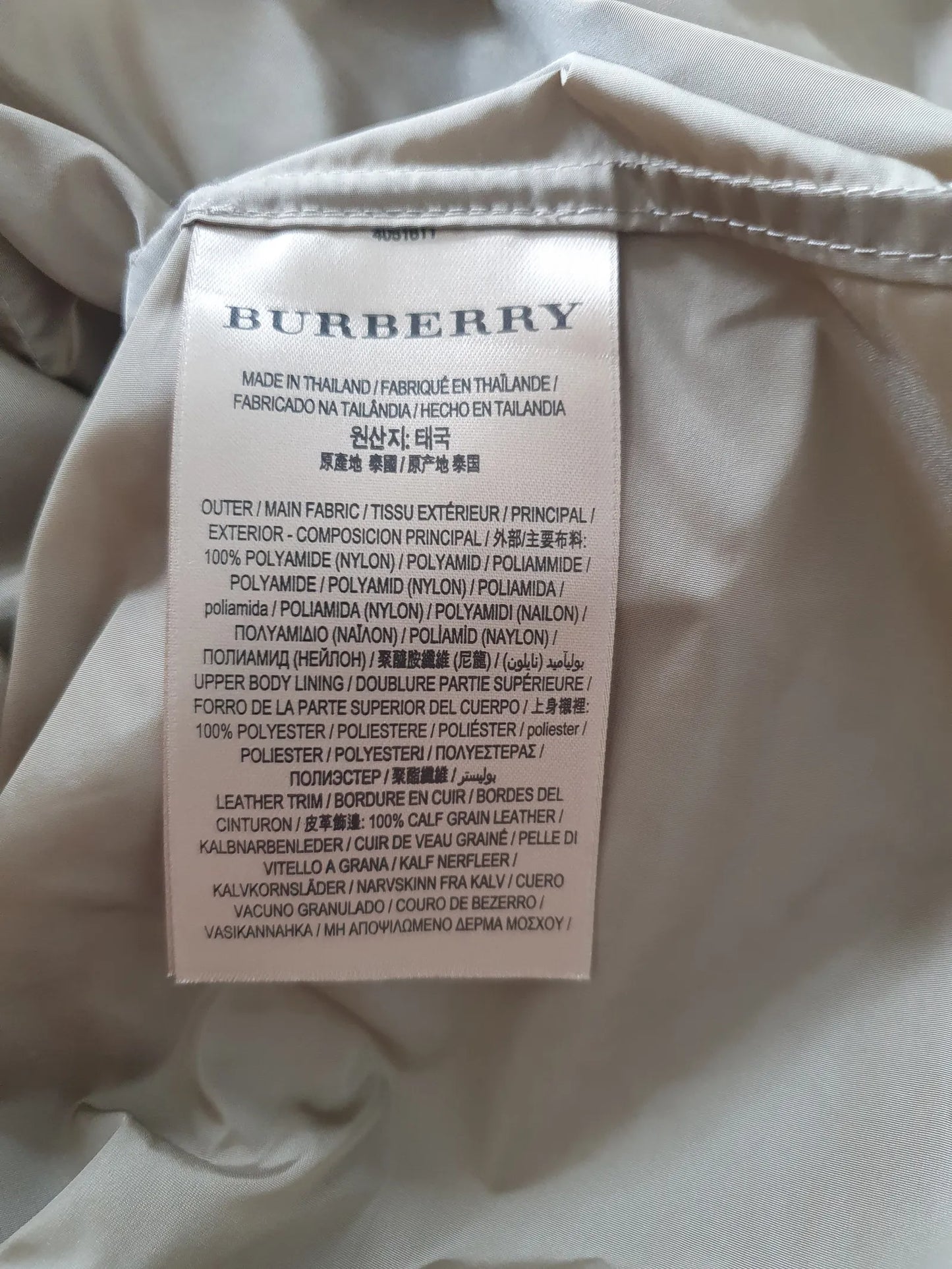Burberry-trenchcoat NWOT
