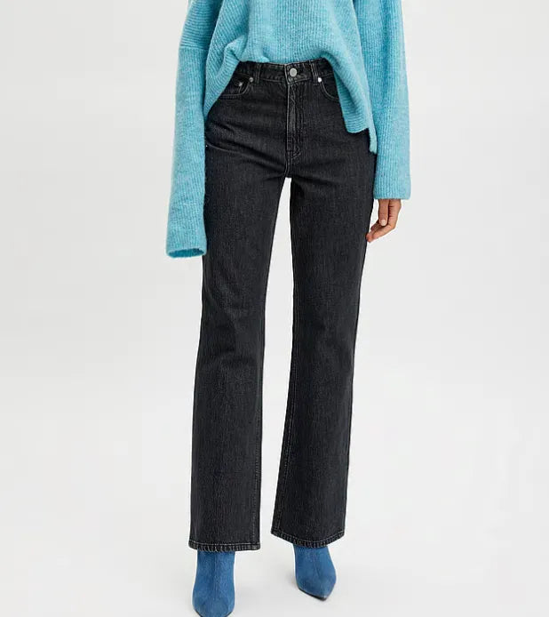 Gestuz Lucia Hw Straight Noos5 Style Nr 10907700-jeans