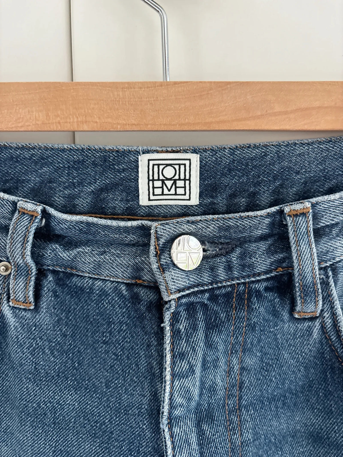 Toteme Twisted Seam Denim-jeans
