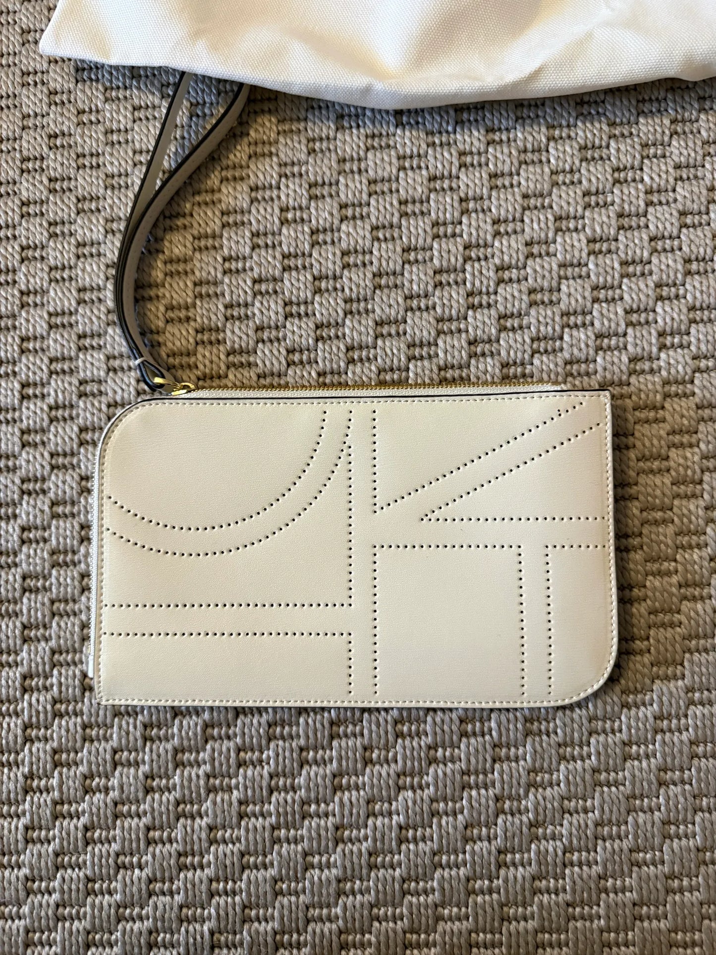 Toteme Monogram Leather Wristlet Pouch-skinnkuvertväska NWOT