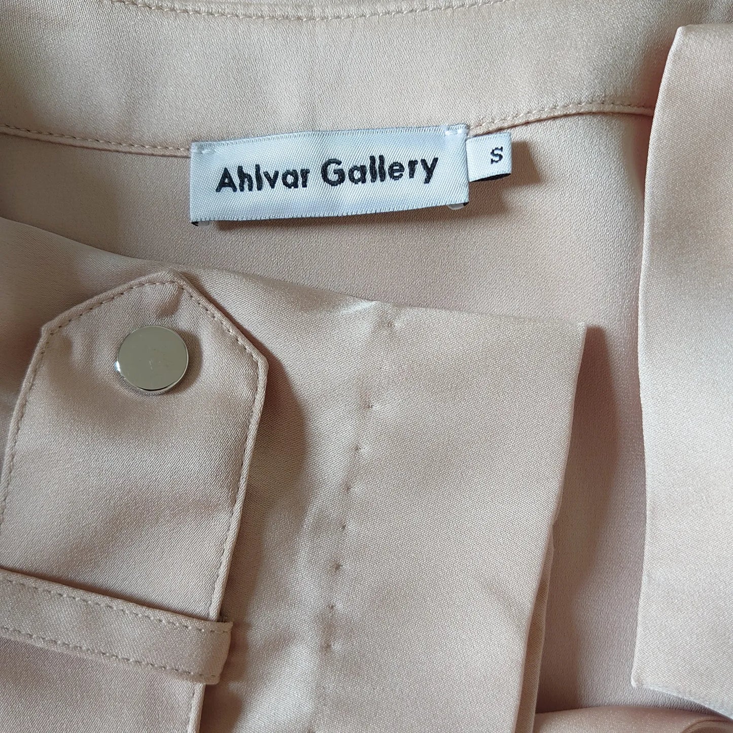 Ahlvar Gallery-sidenkappa