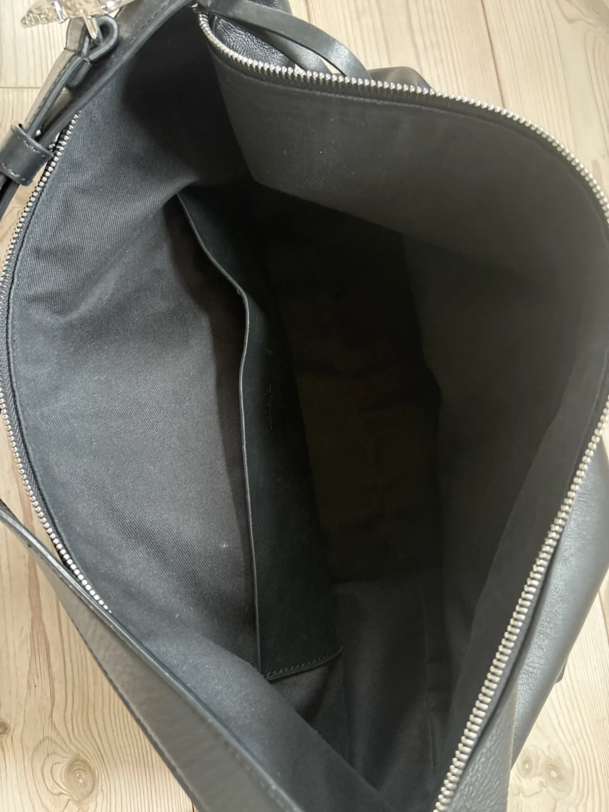 Rodebjer The Seashell Leather Tote-skinnaxelremsväska