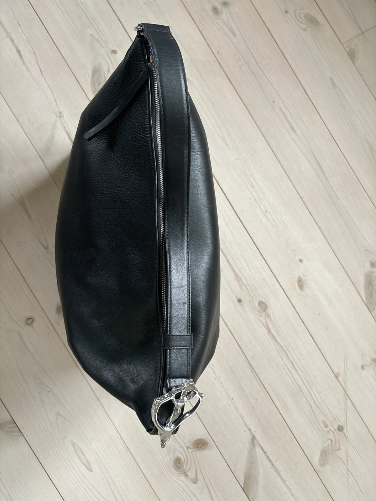 Rodebjer The Seashell Leather Tote-skinnaxelremsväska