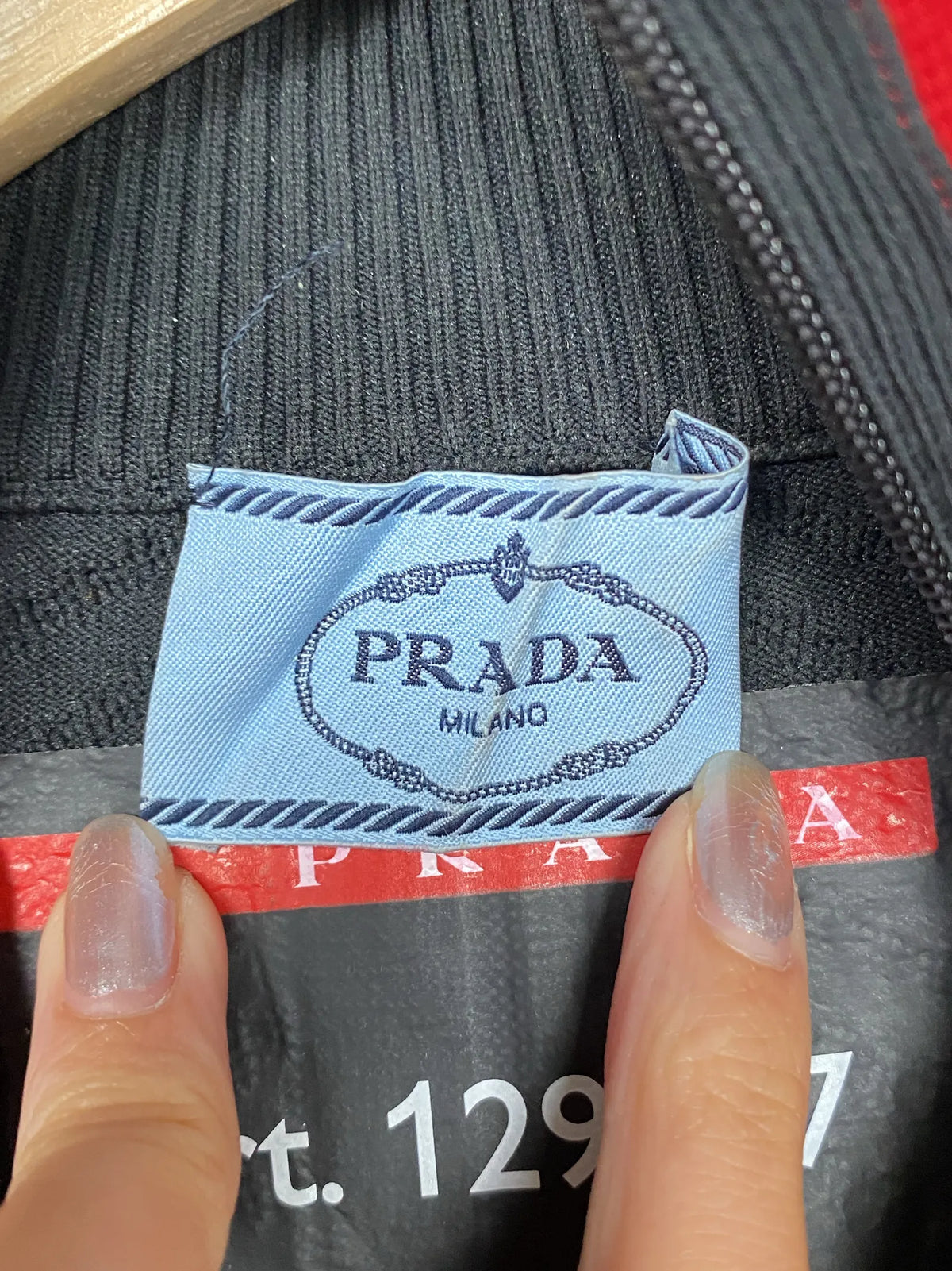 Prada-polotröja