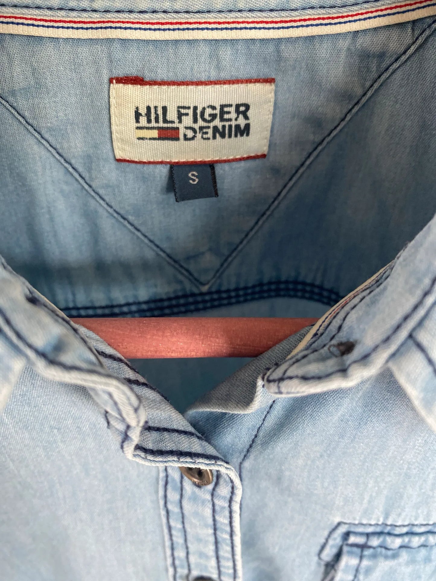 Denim-skjorta