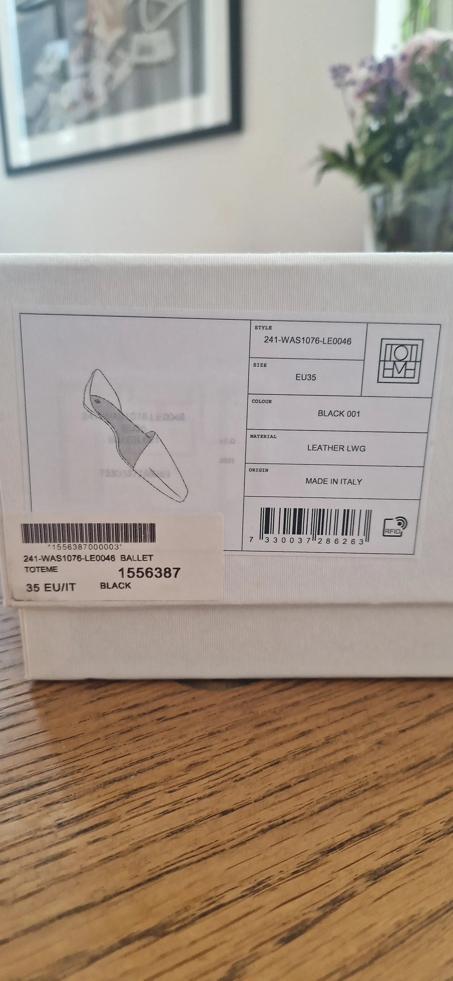 Toteme 241-was1076-le0046 Shoes