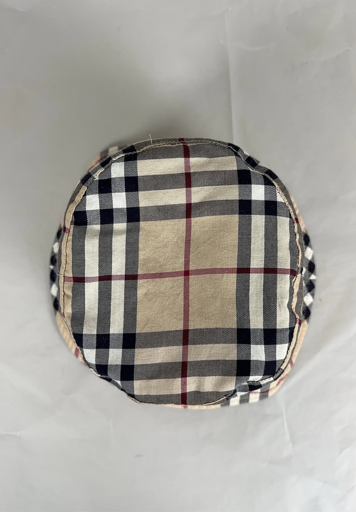 Burberry-hatt