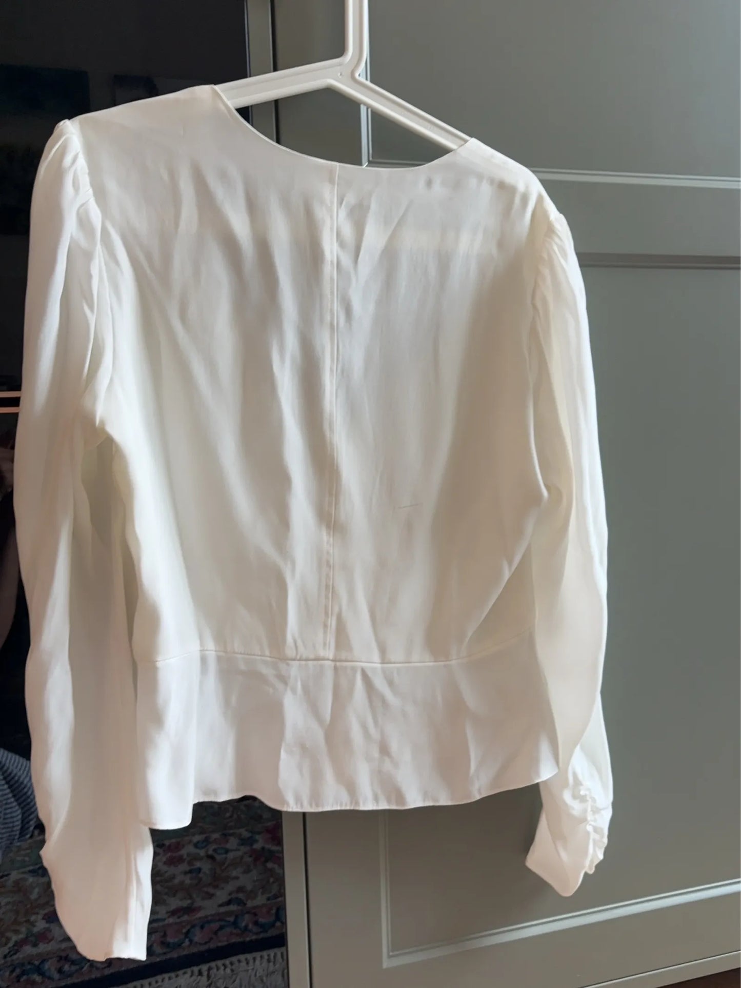 Frame Denim-sidenblus NWOT
