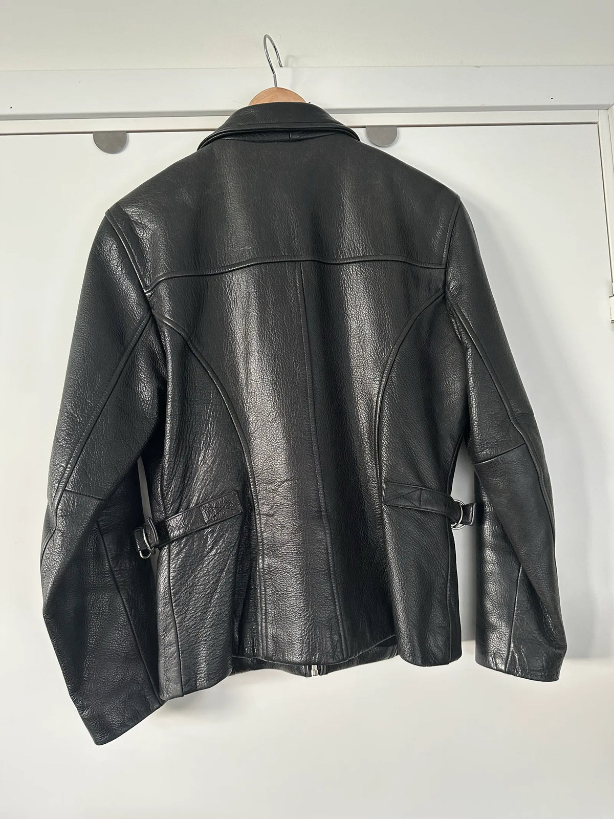 Guess-skinnjacka