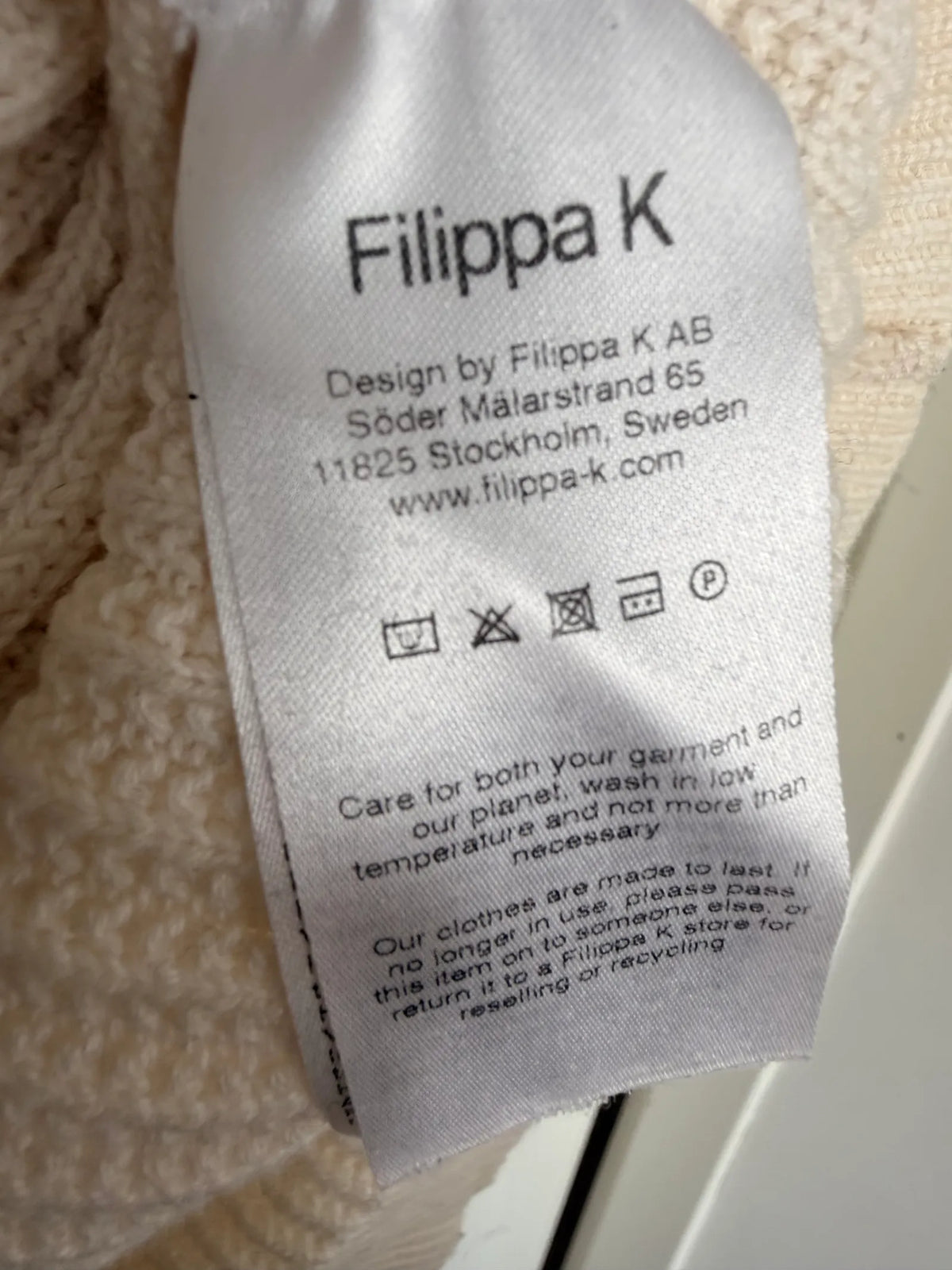 Filippa K-ulltröja
