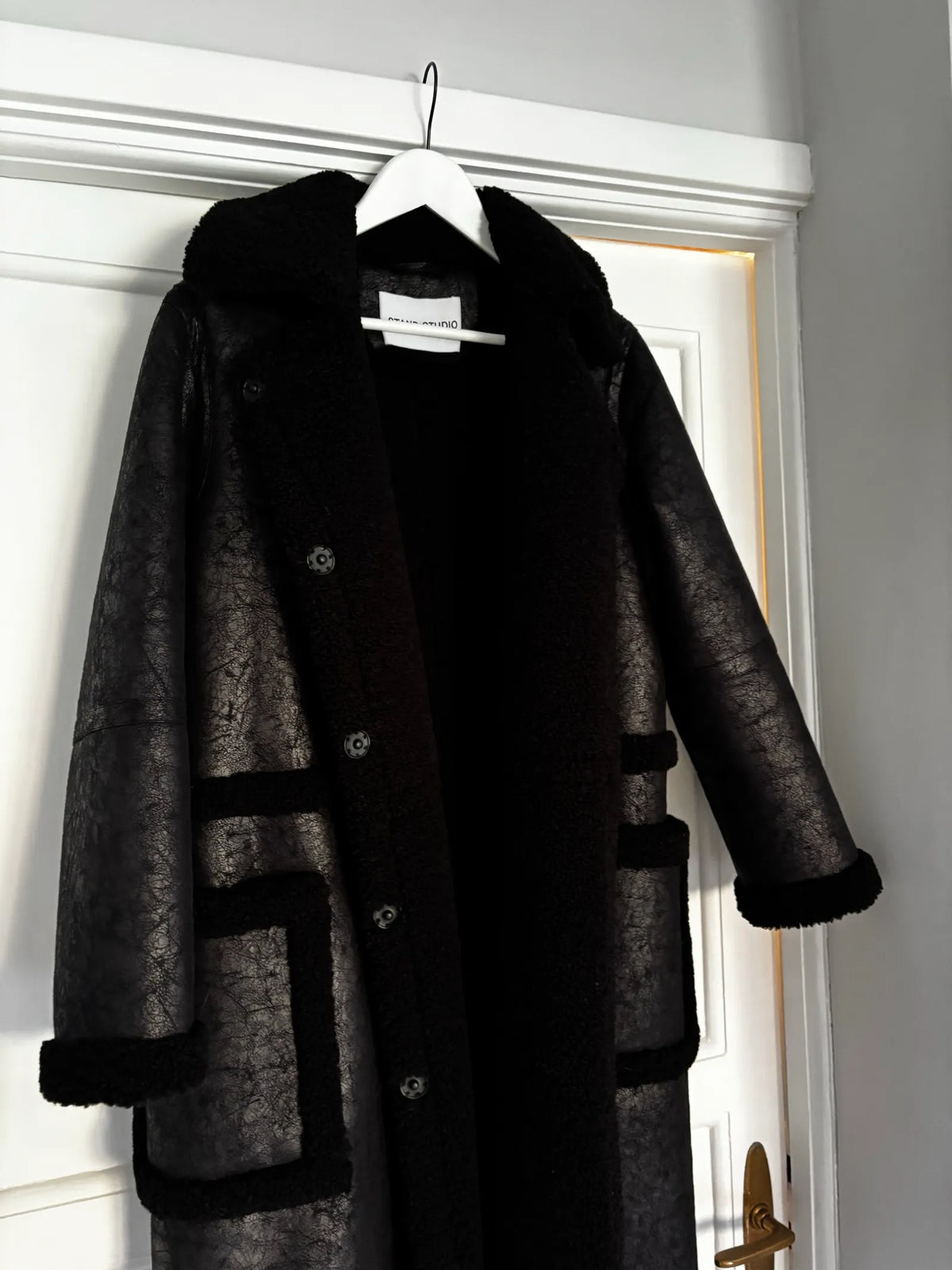 Stand Studio Adriana-kappa NWOT