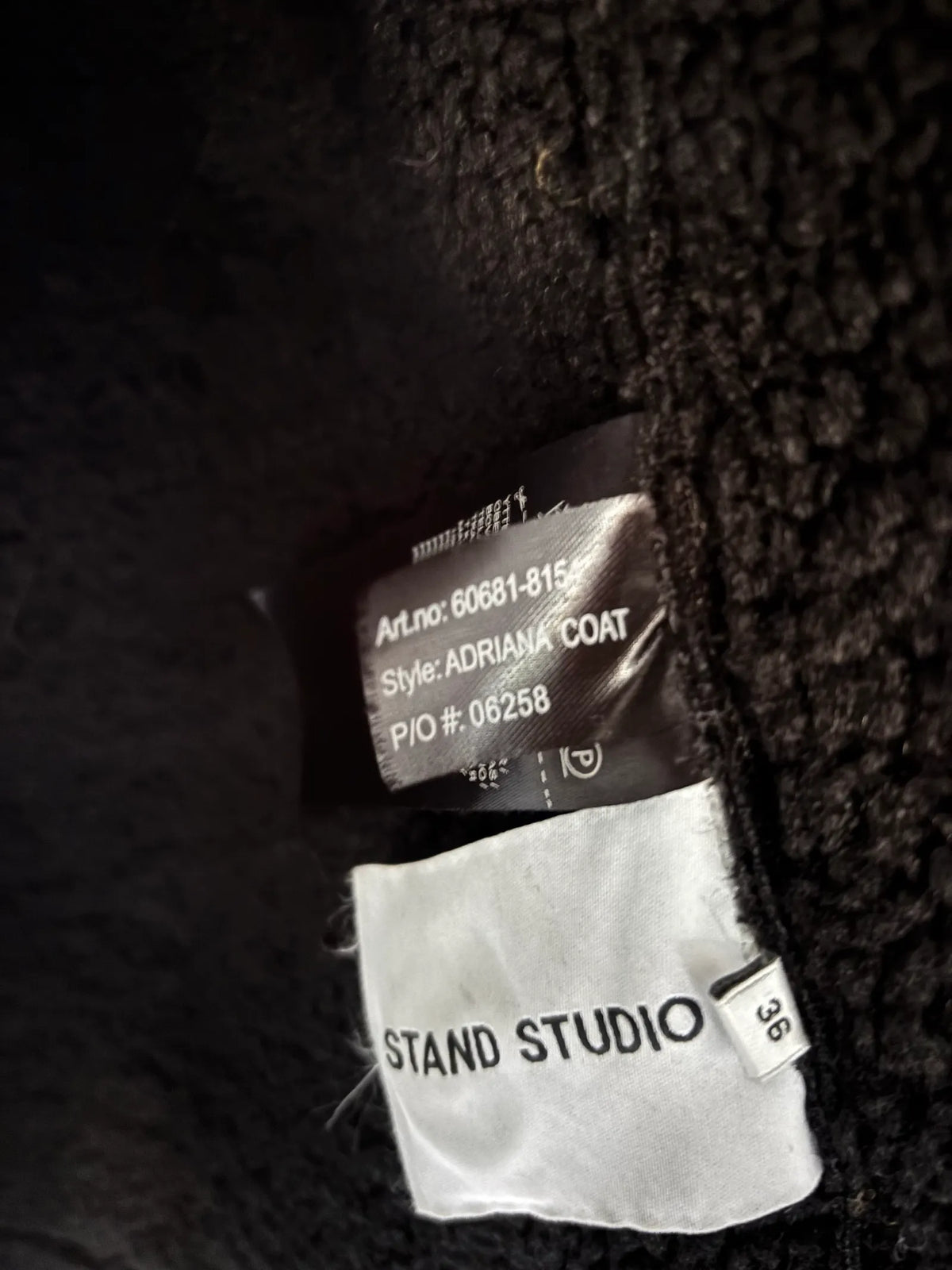 Stand Studio Adriana-kappa NWOT