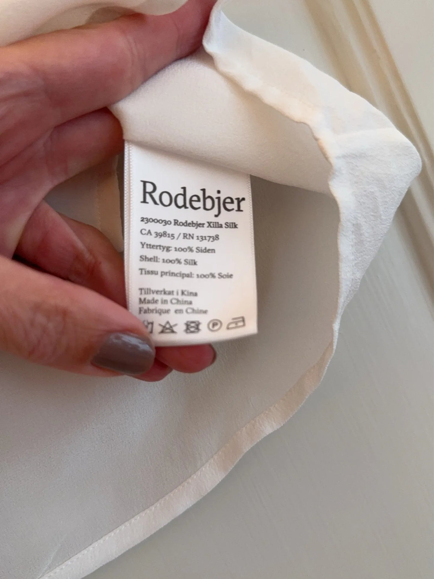 Rodebjer-sidenblus