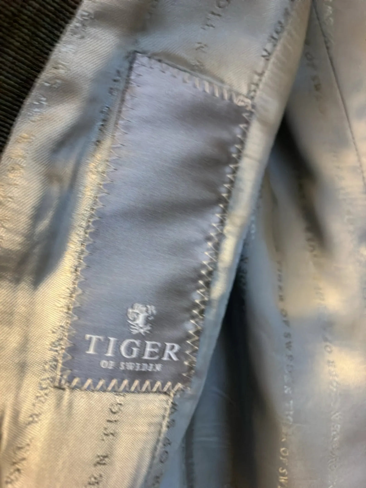 Tiger of Sweden-ullkavaj