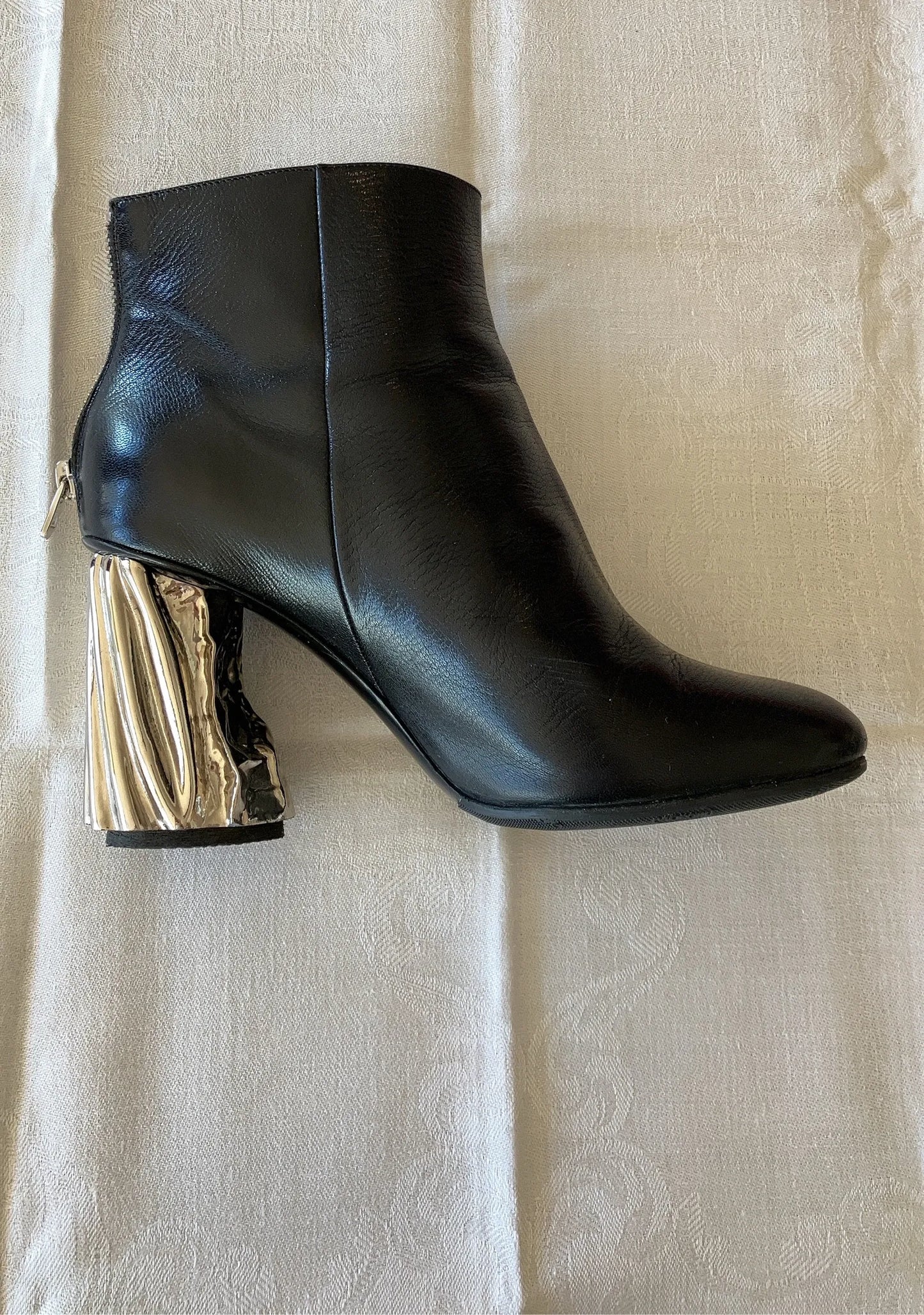 Acne Studios-skinnboots