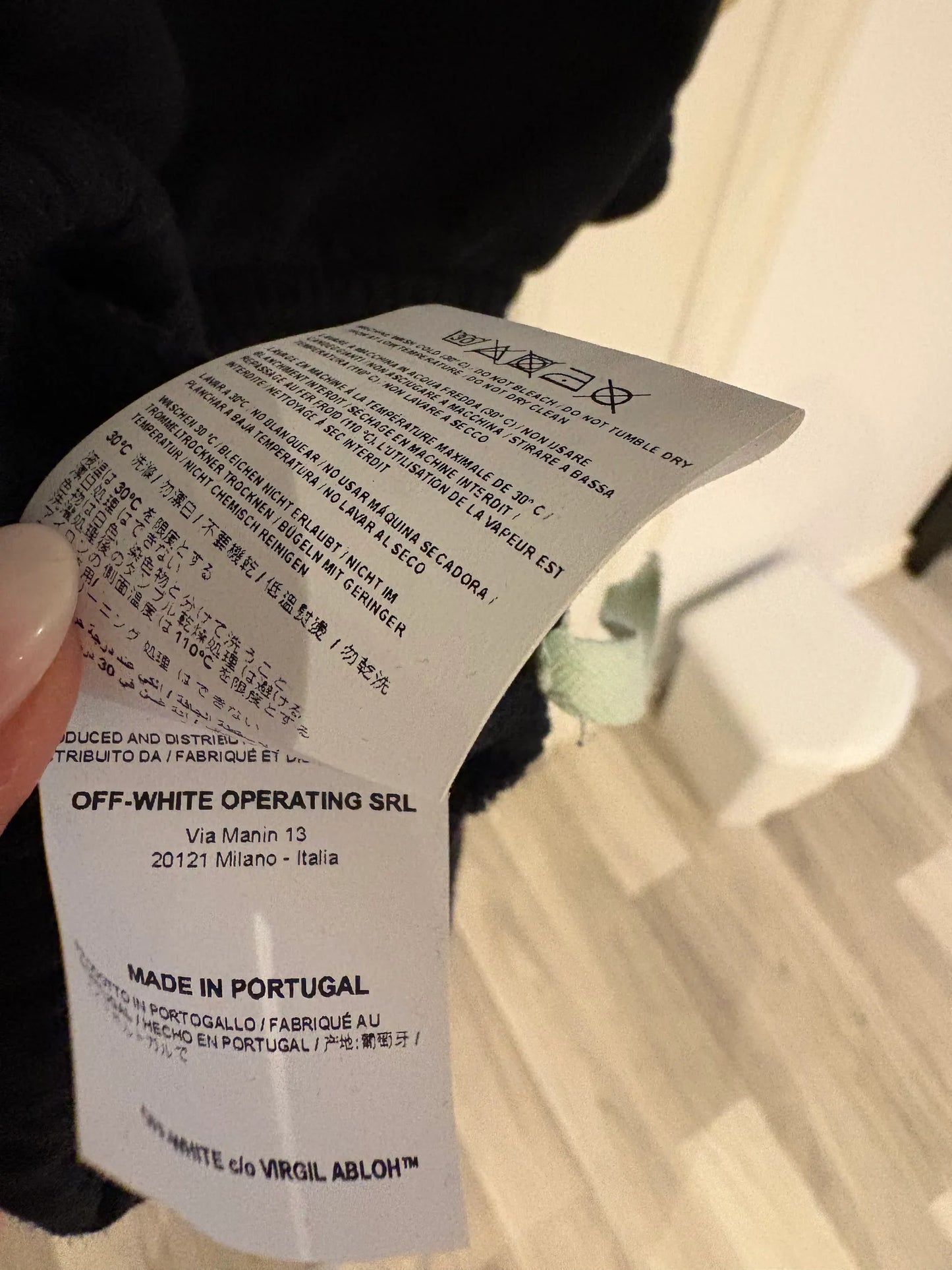 Off-White-hoodie NWOT