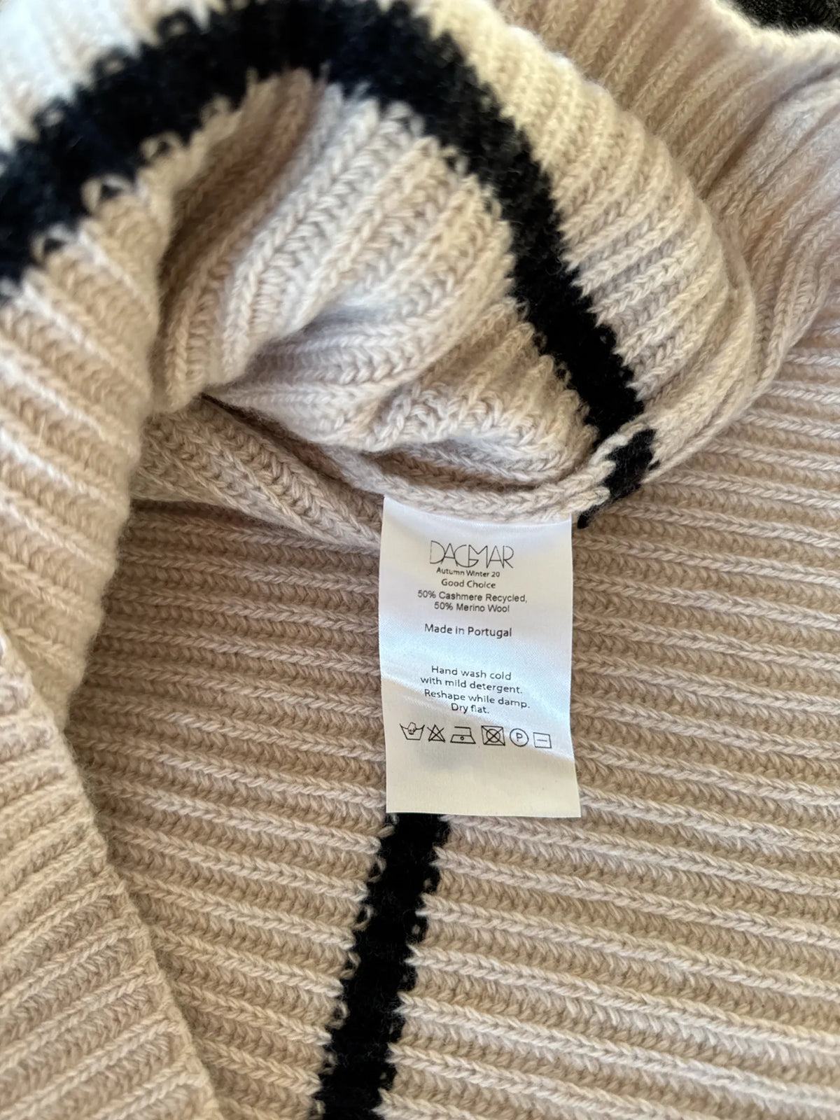 Dagmar Autumn Winter 20 Sweater