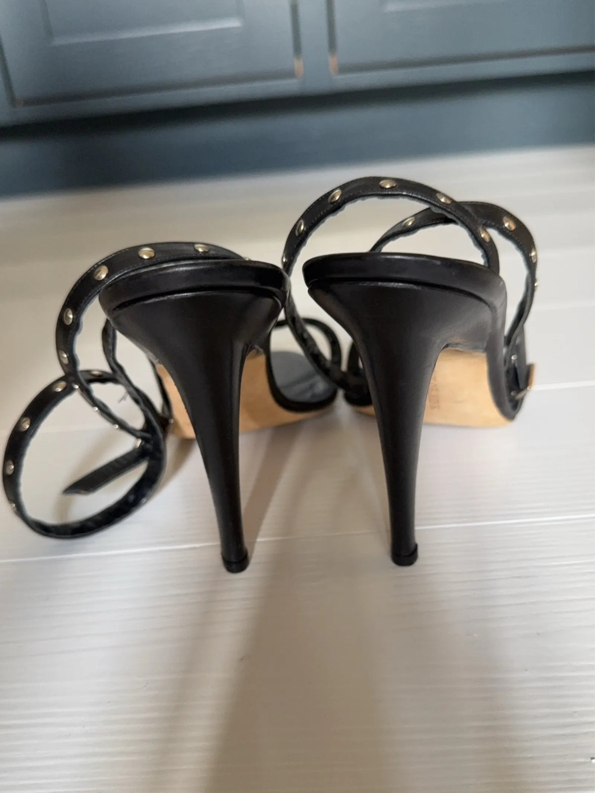 Manolo Blahnik-skinnklackar