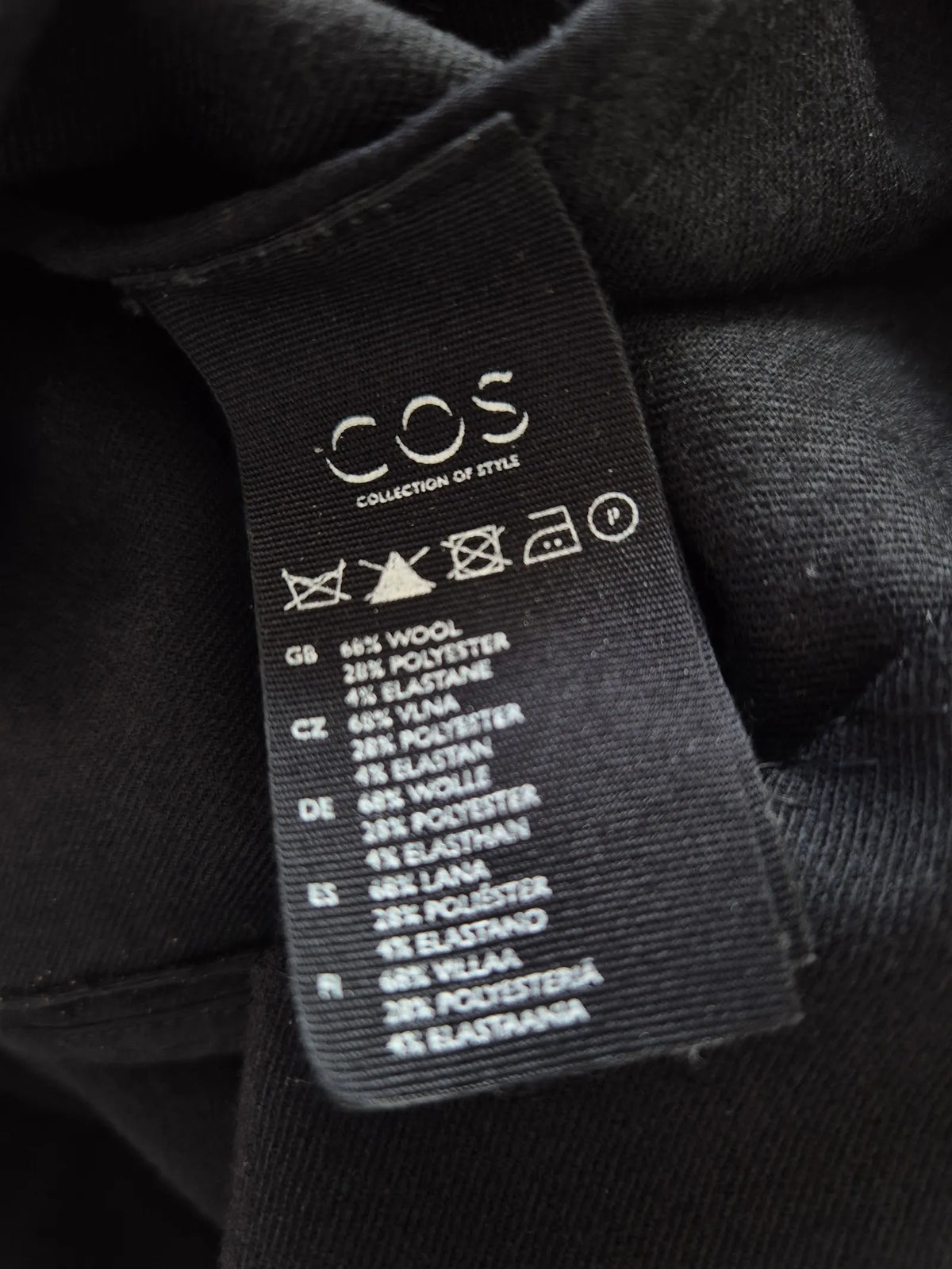 Cos-ullklänning