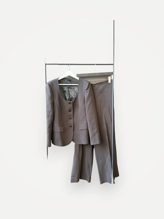 Mango Suit