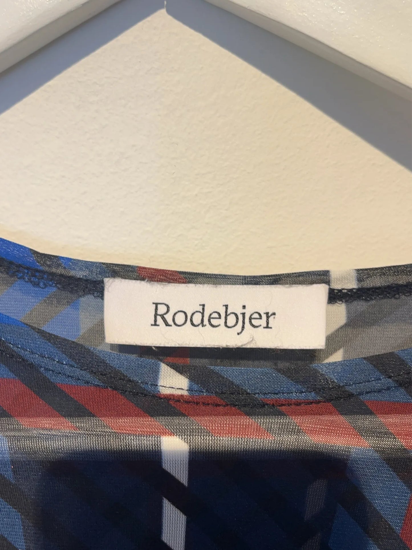 Rodebjer-topp