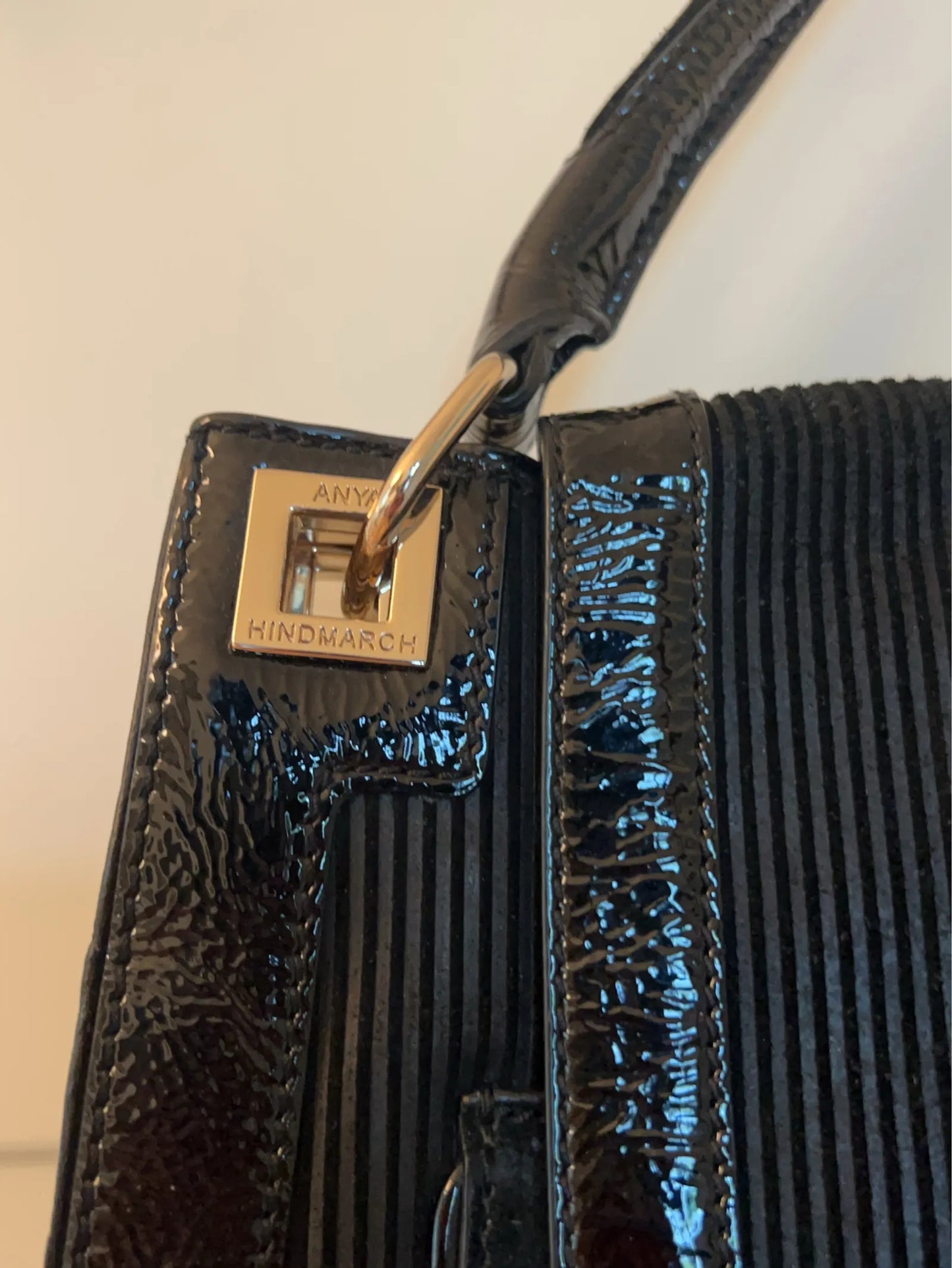 Anya Hindmarch-skinnhandväska
