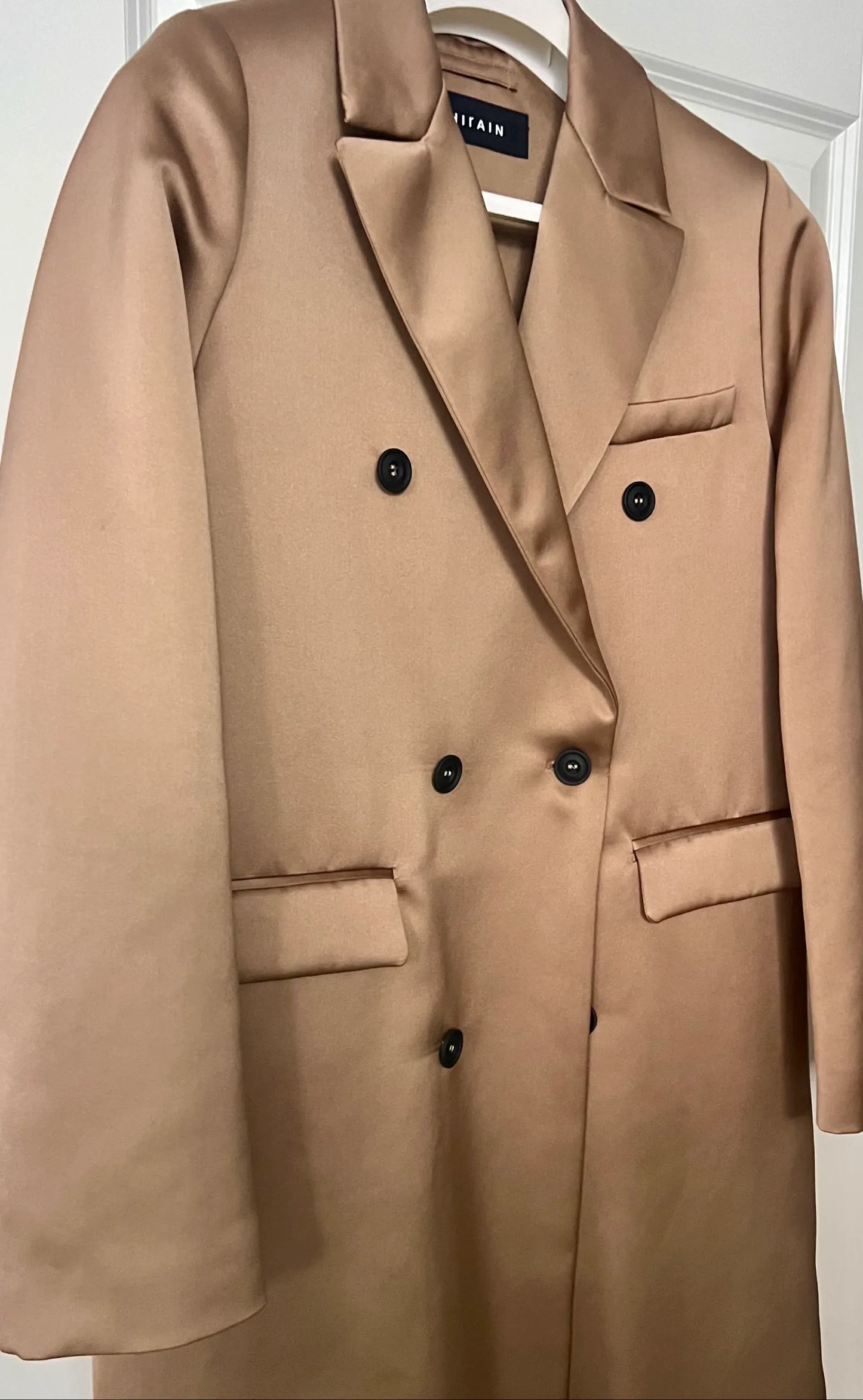 Ahirain Coat
