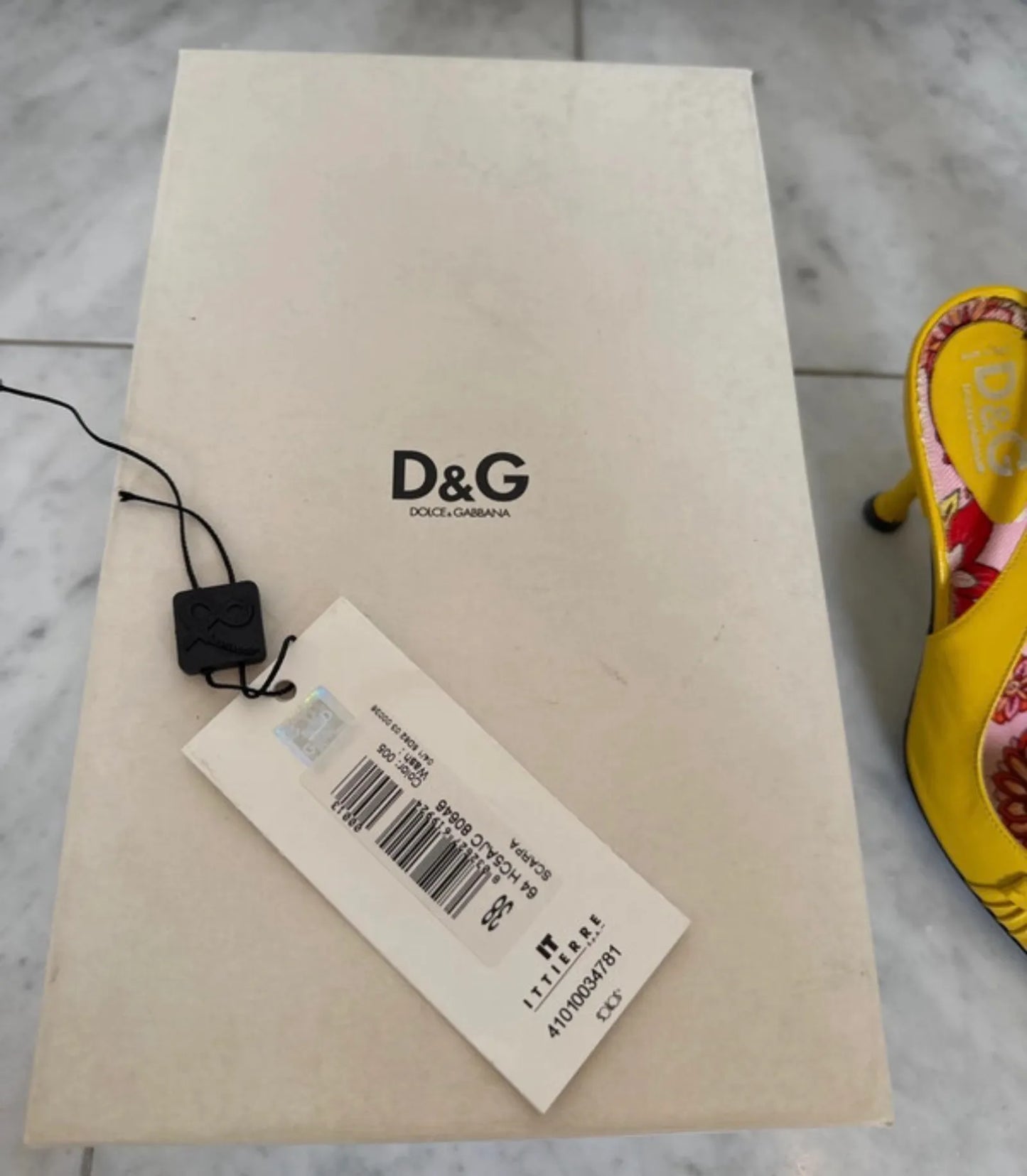 Dolce & Gabbana Vintage D&g Yellow Leather Pointed Slingback , Ca 2000s, Eu 38, With Original Box & Dustbag. Heels