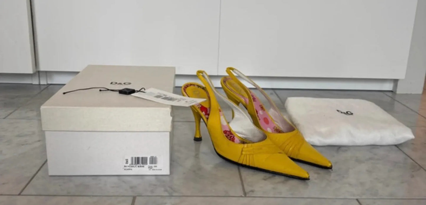 Dolce & Gabbana Vintage D&g Yellow Leather Pointed Slingback , Ca 2000s, Eu 38, With Original Box & Dustbag. Heels