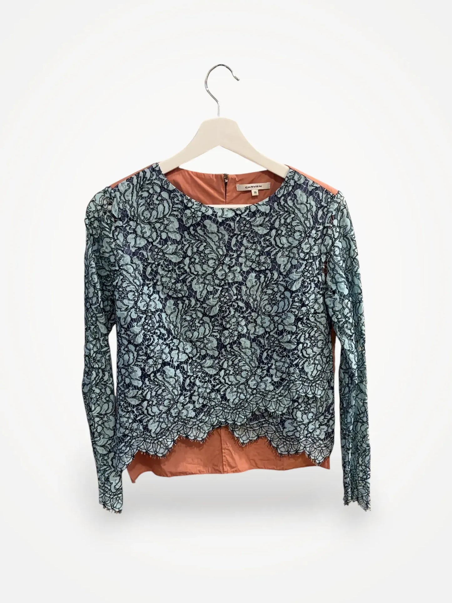 Carven-blus