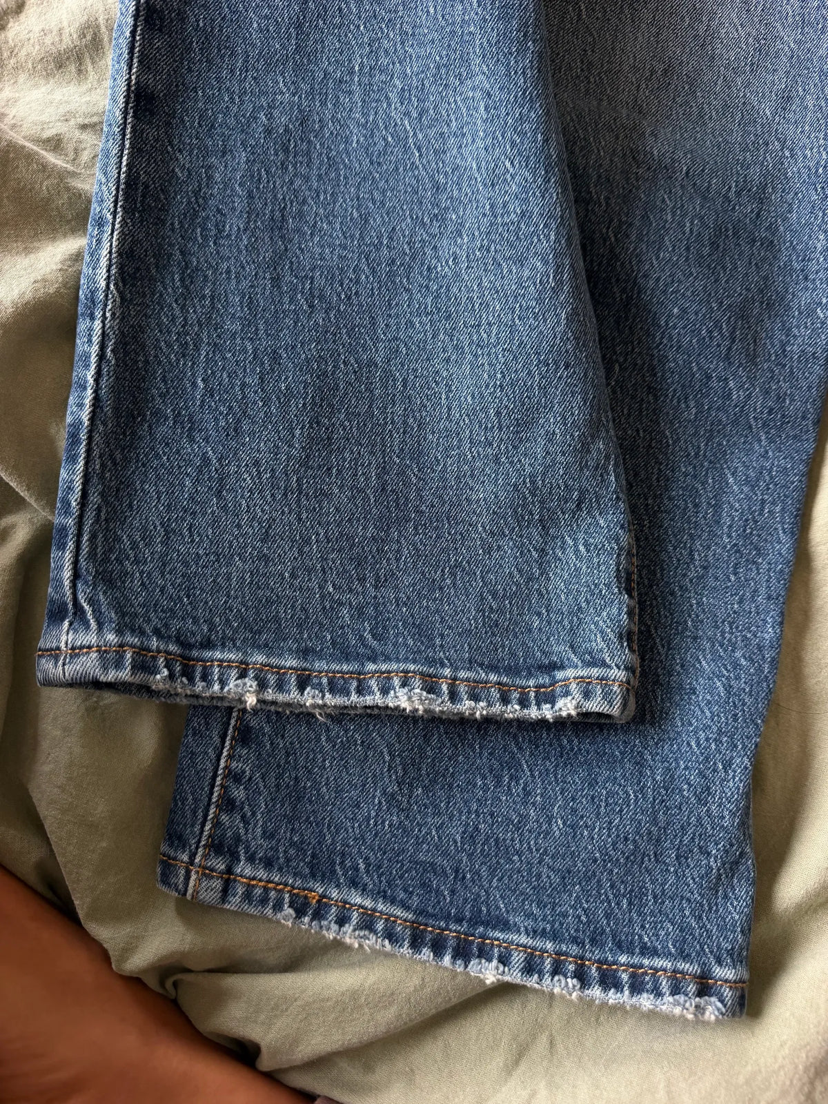 Levi's Ribcage Straight Ankle Jeans