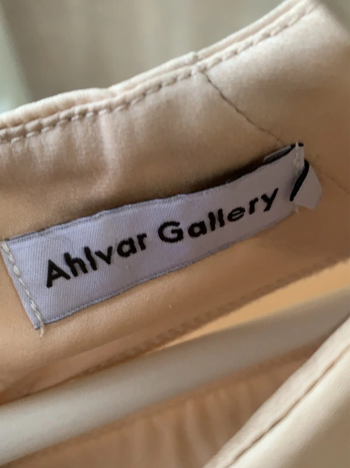 Ahlvar Gallery Ayumi Silk-sidenblus