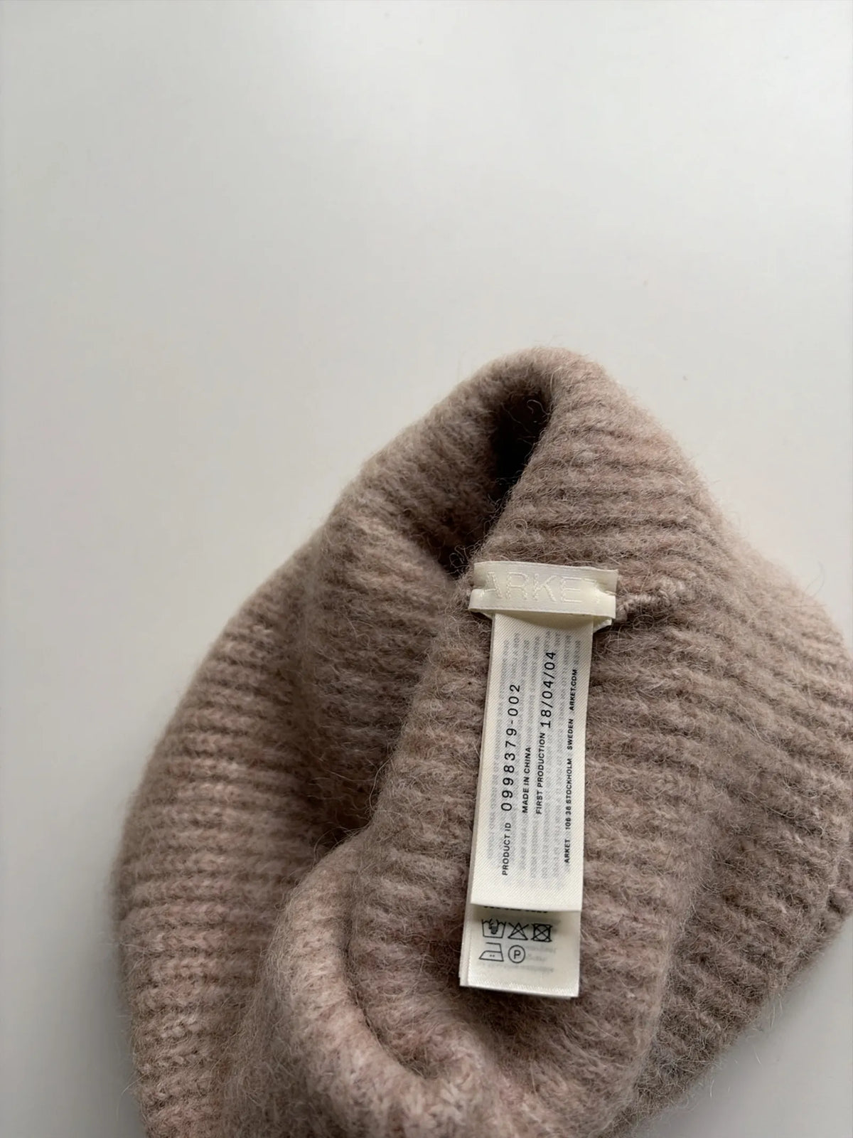 Arket Hat