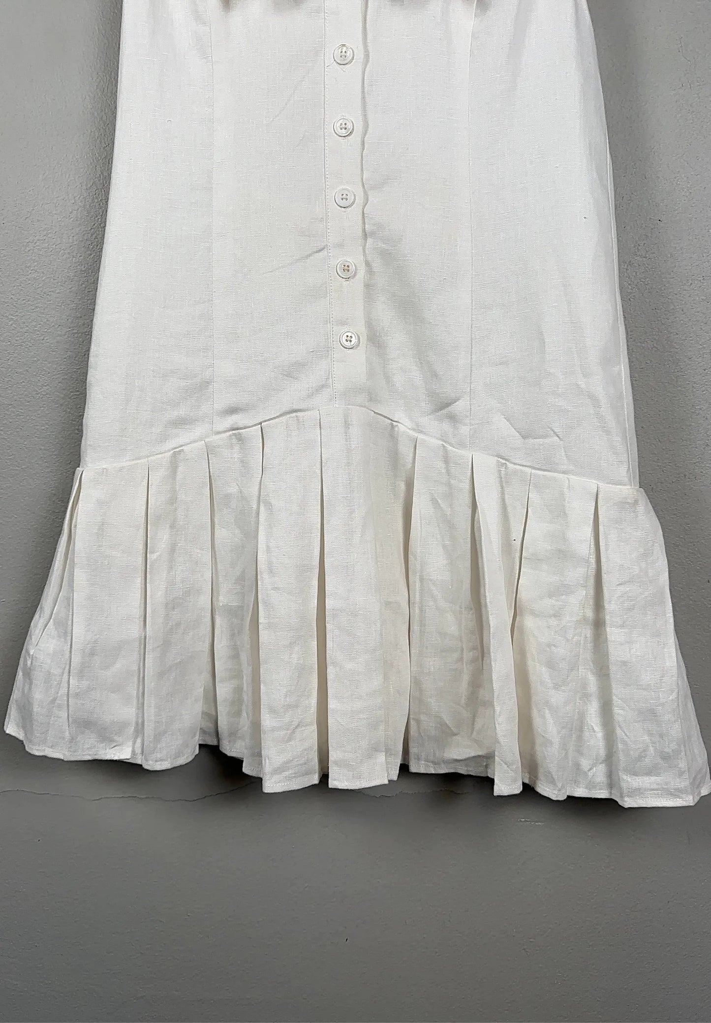 Reformation-linneklänning