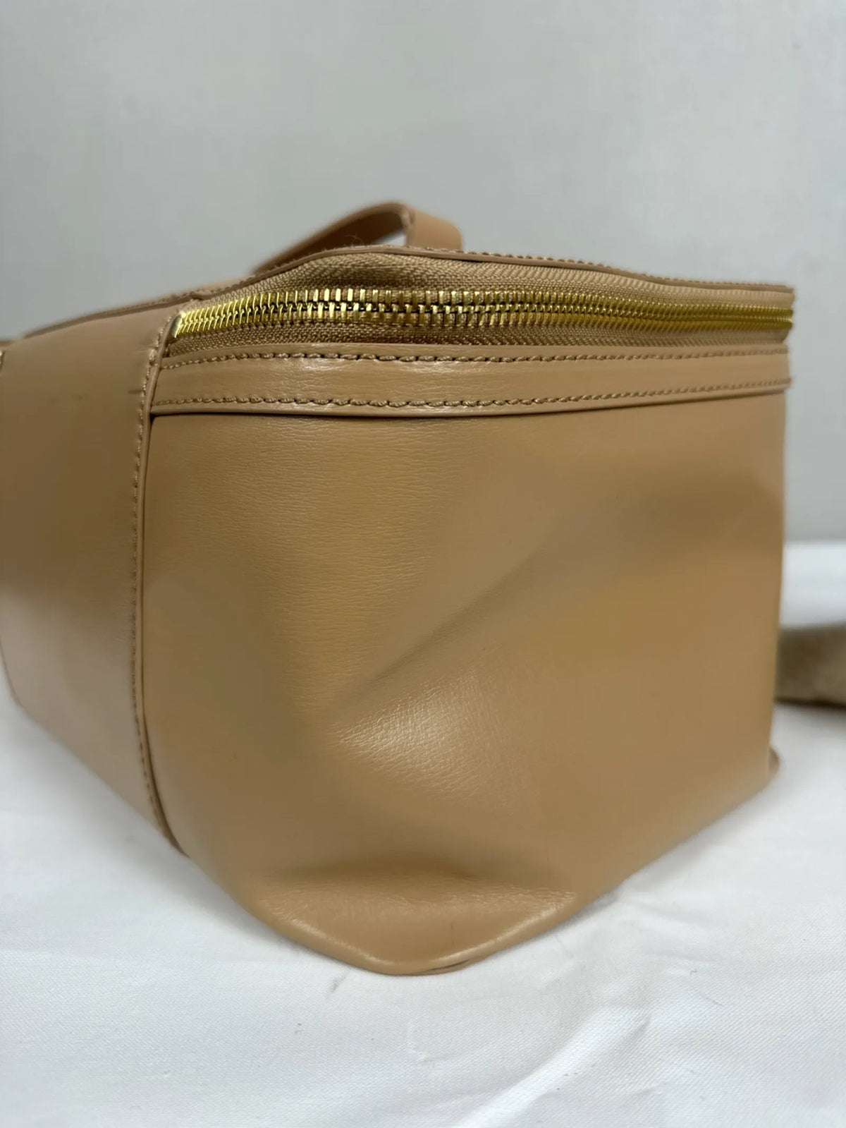 By Malene Birger-skinnnecessär