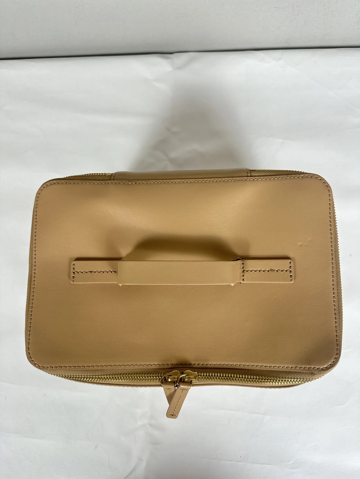By Malene Birger-skinnnecessär