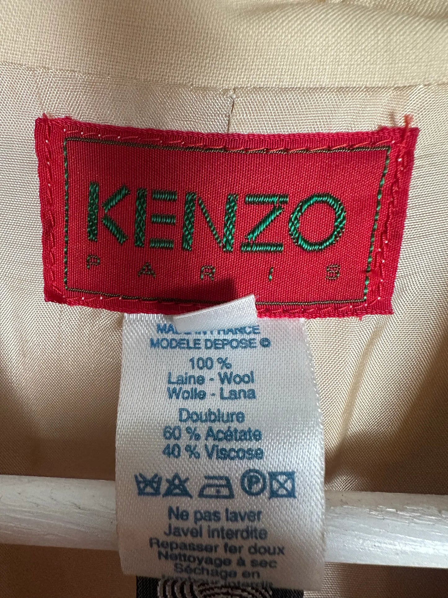 Kenzo-ullkostym
